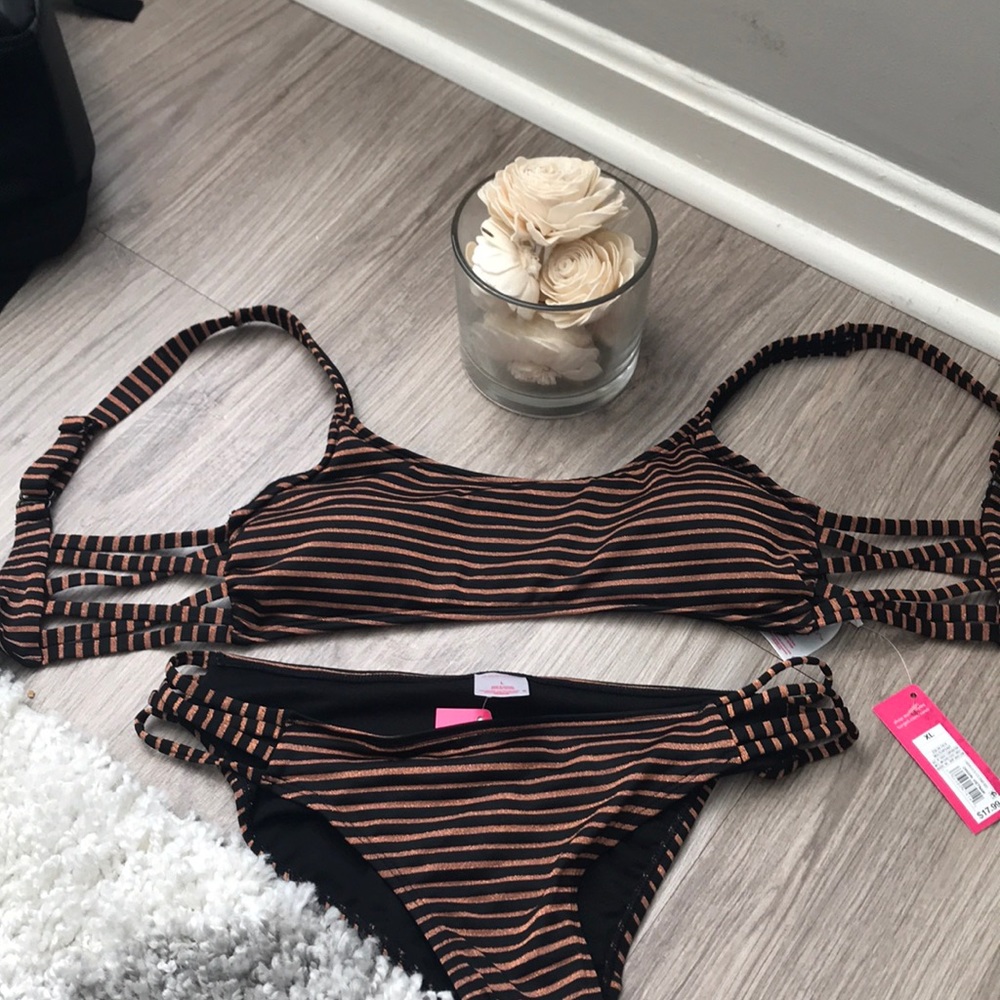 Black and rose gold striped bikini. Tags on